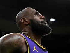爱游戏体育-包含NBA总决赛今晚再迎强敌，洛杉矶湖人绝杀压哨，主帅态度——气氛紧张，心理建设被强调的词条
