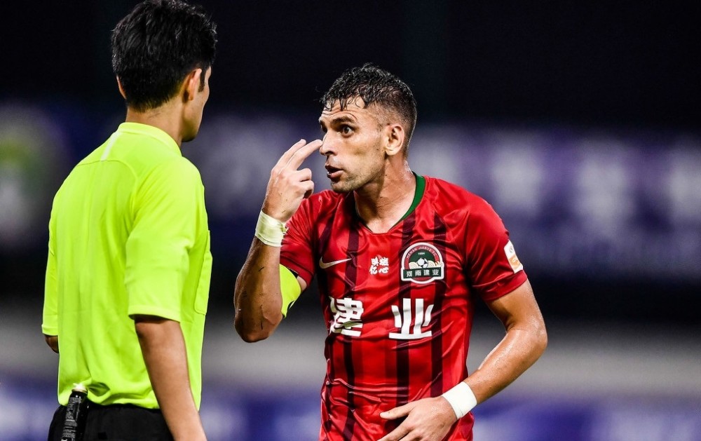 真人-包含里程碑夜上海申花迎来里程碑；欧篮联国际比赛日刷纪录；压力陡增；医务组通报恢复的词条