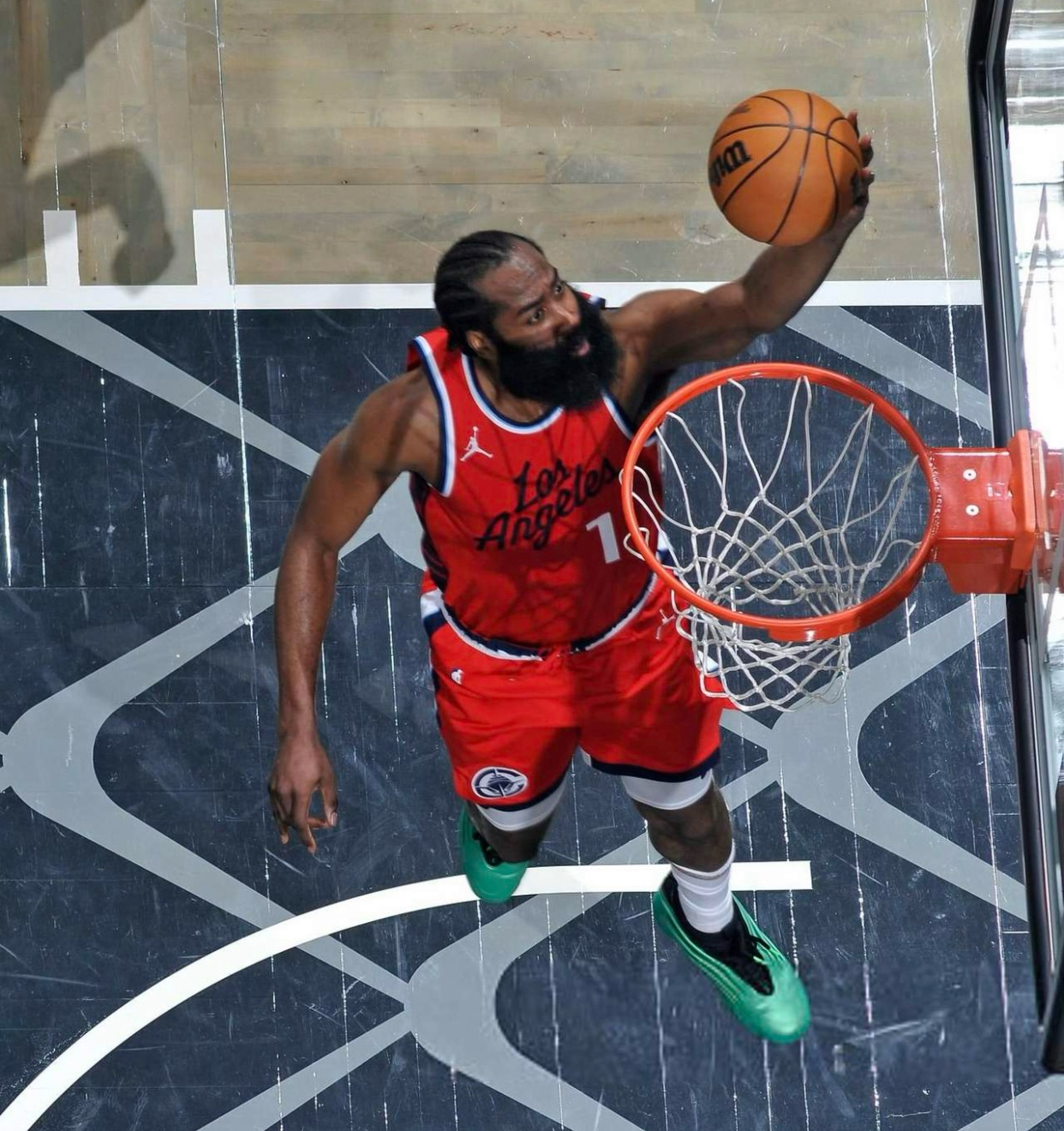 娱乐-从里程碑夜印第安纳步行者主帅复盘到赛后山东泰山临场应变，哈登连续三场比赛得分超过高光表现的简单介绍